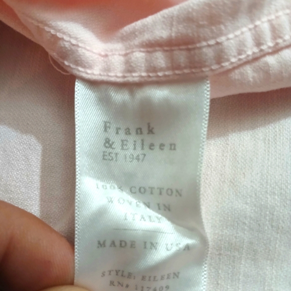 Frank and Eileen Women's button up shirt - Picture 4 of 4